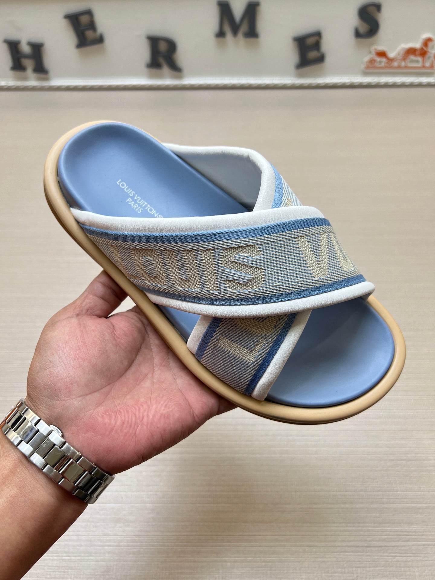 535ZE270Z Popular Slippers