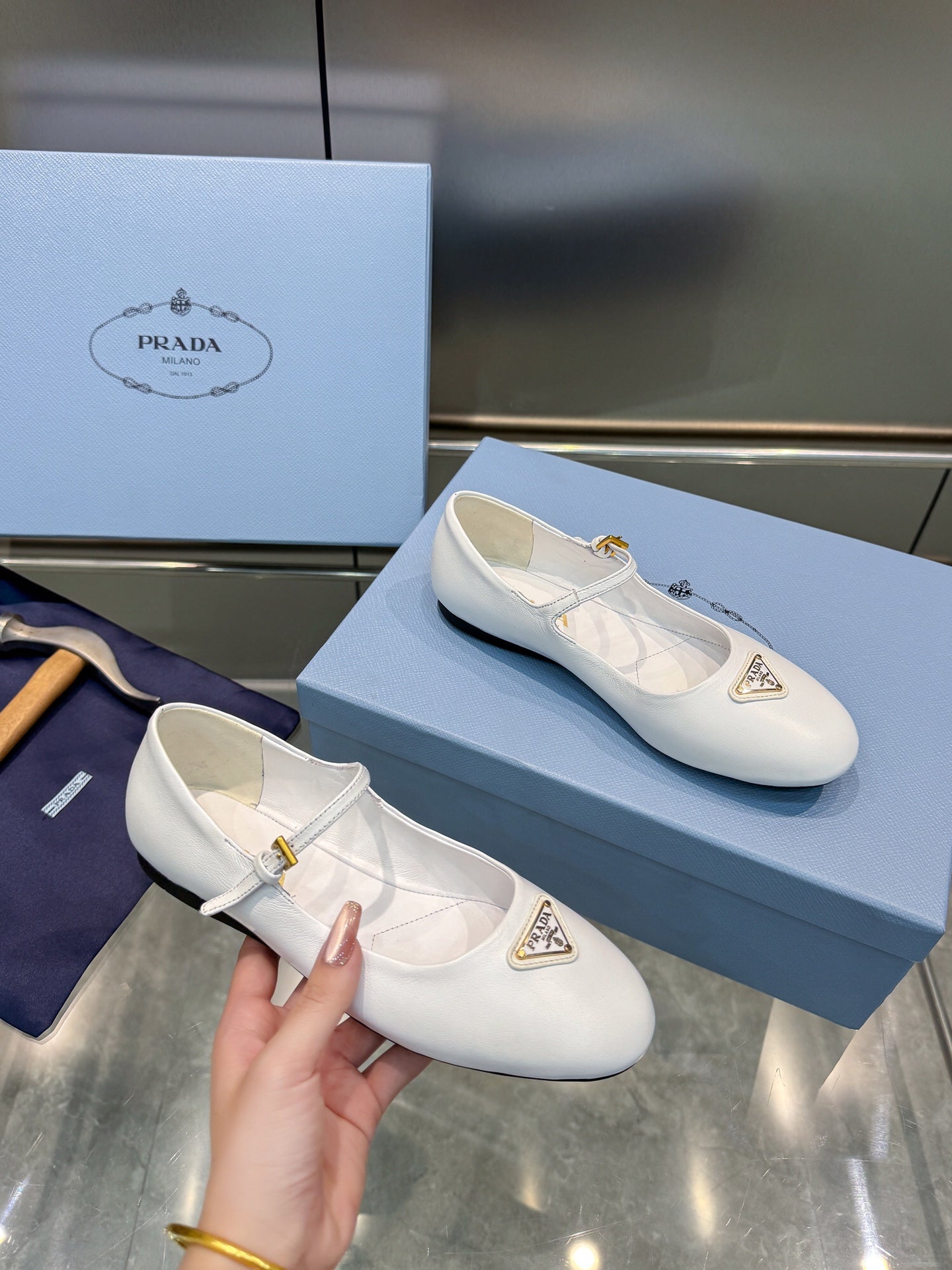 2105QP381Z Popular high-quality Shoes