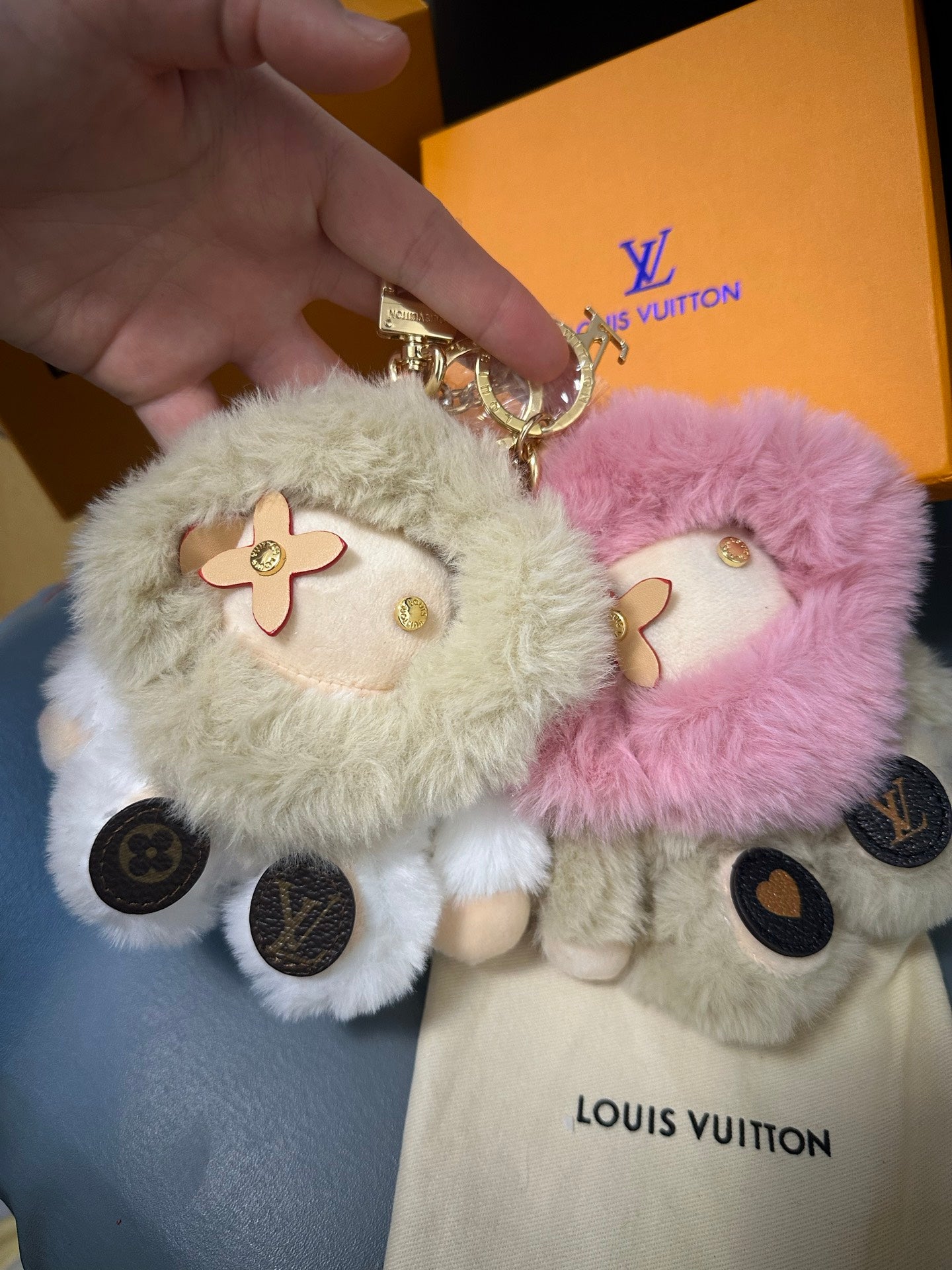 336BE25A Popular bag 's charms accessories