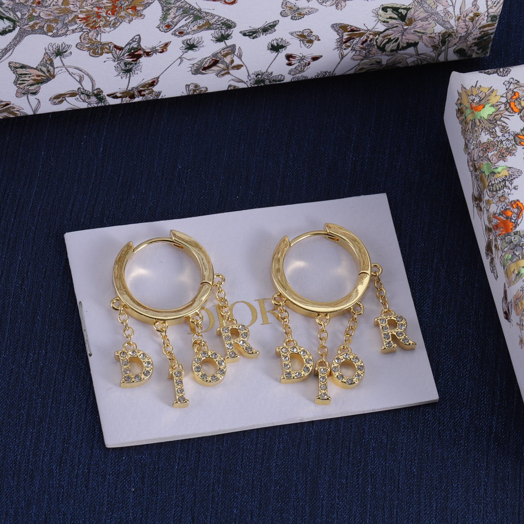 14D585E Popular  Earrings