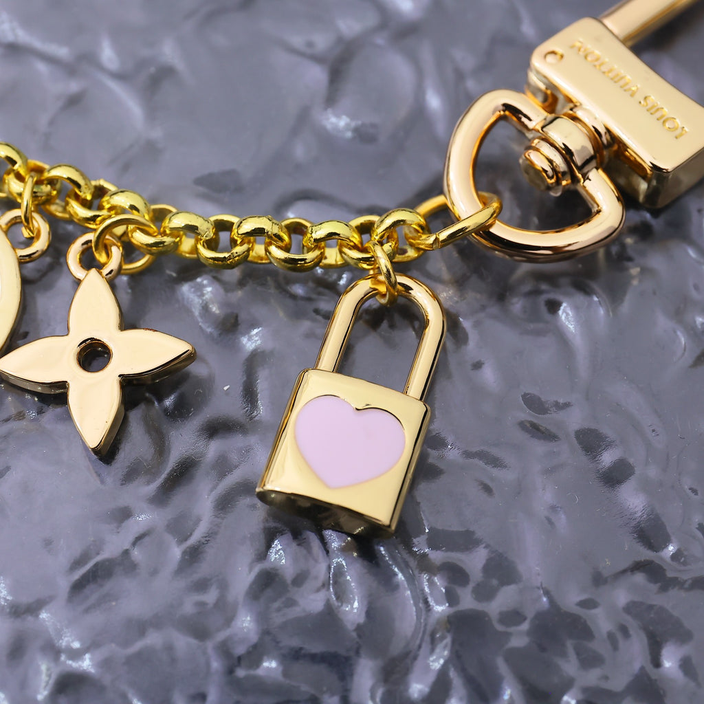 14E17A  Popular Keychains