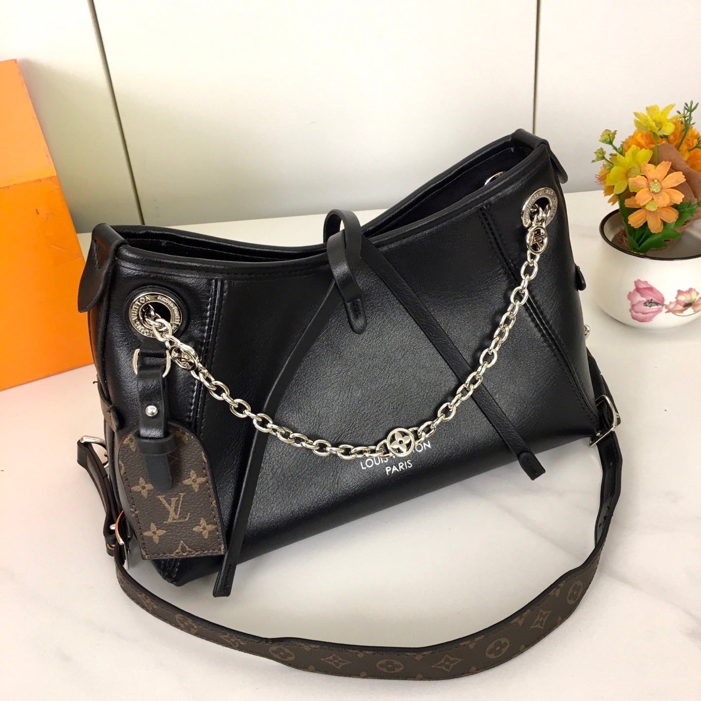 1WE113B Popular  leather bag