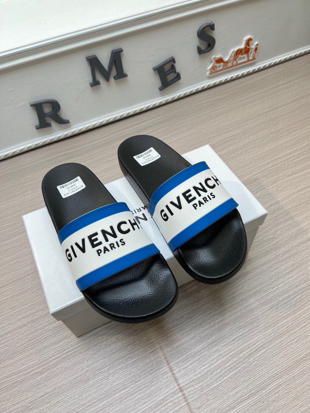 535ZGV264Z Popular Slippers
