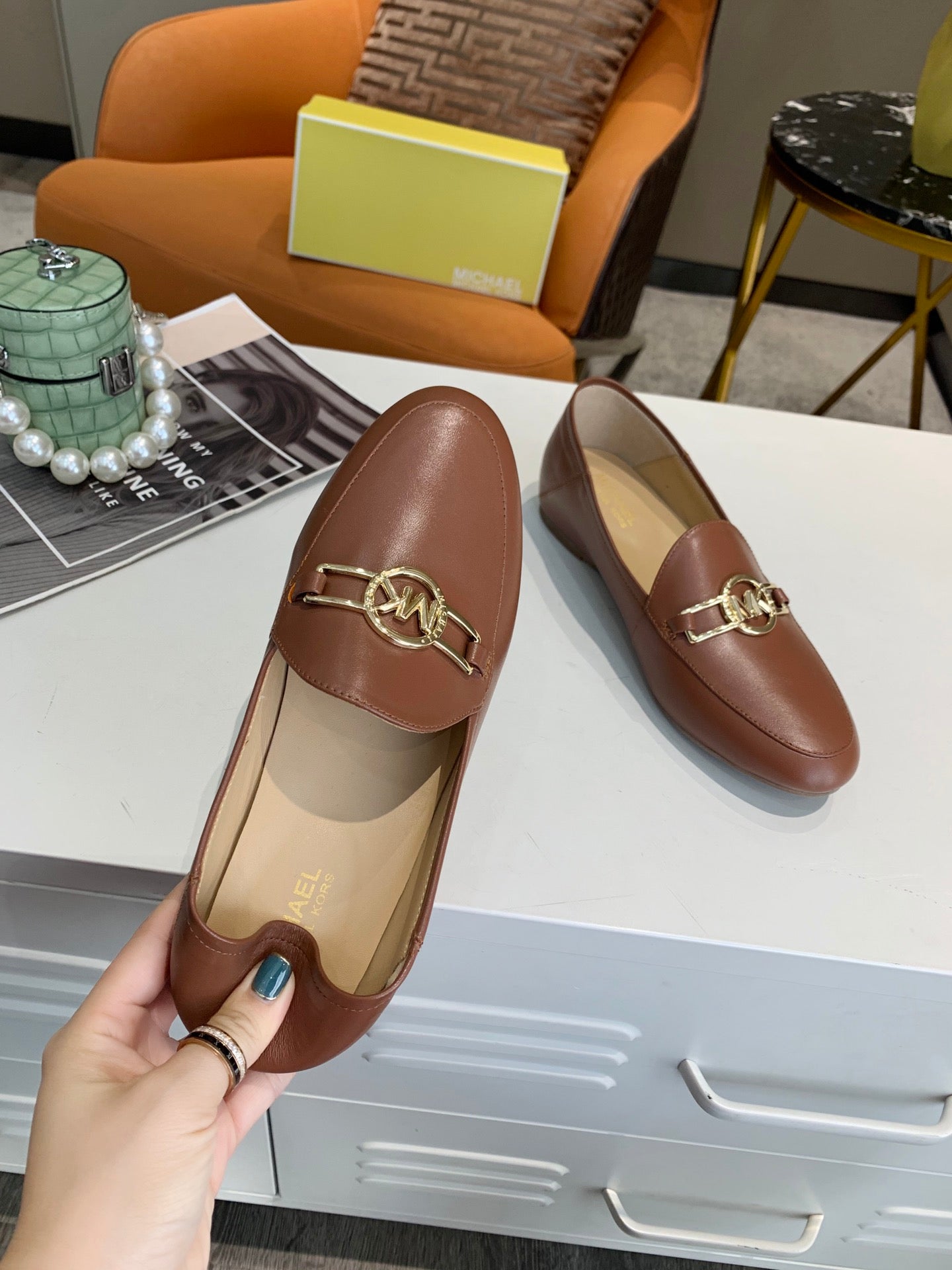 2105QA185Z Popular high-quality leather shoes