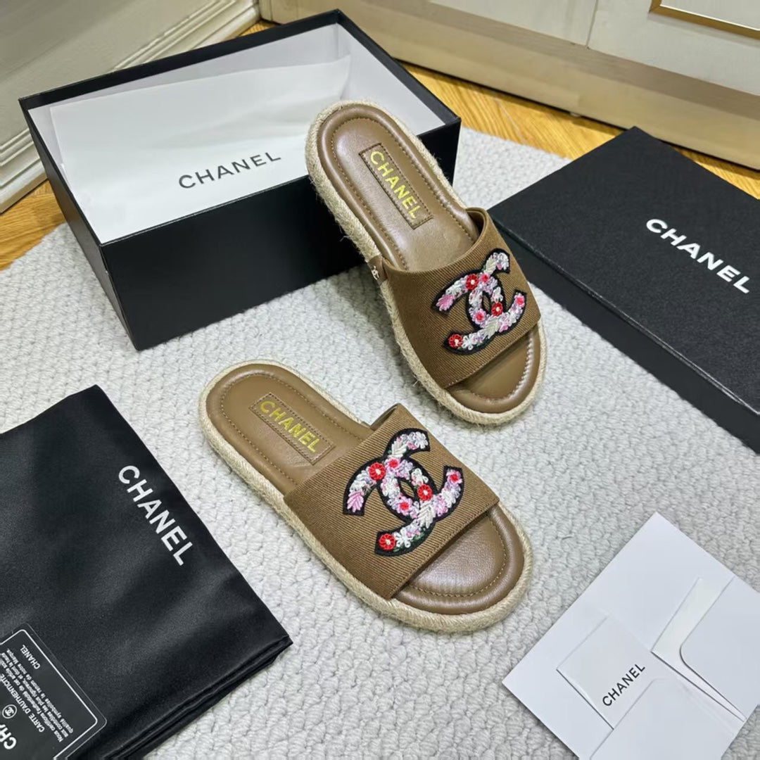 255QC43Z Popular leather shoes