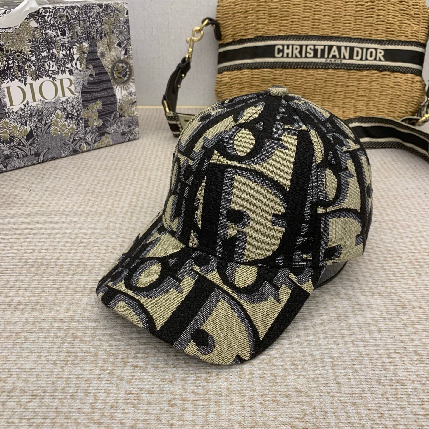165ND9M Popular hats