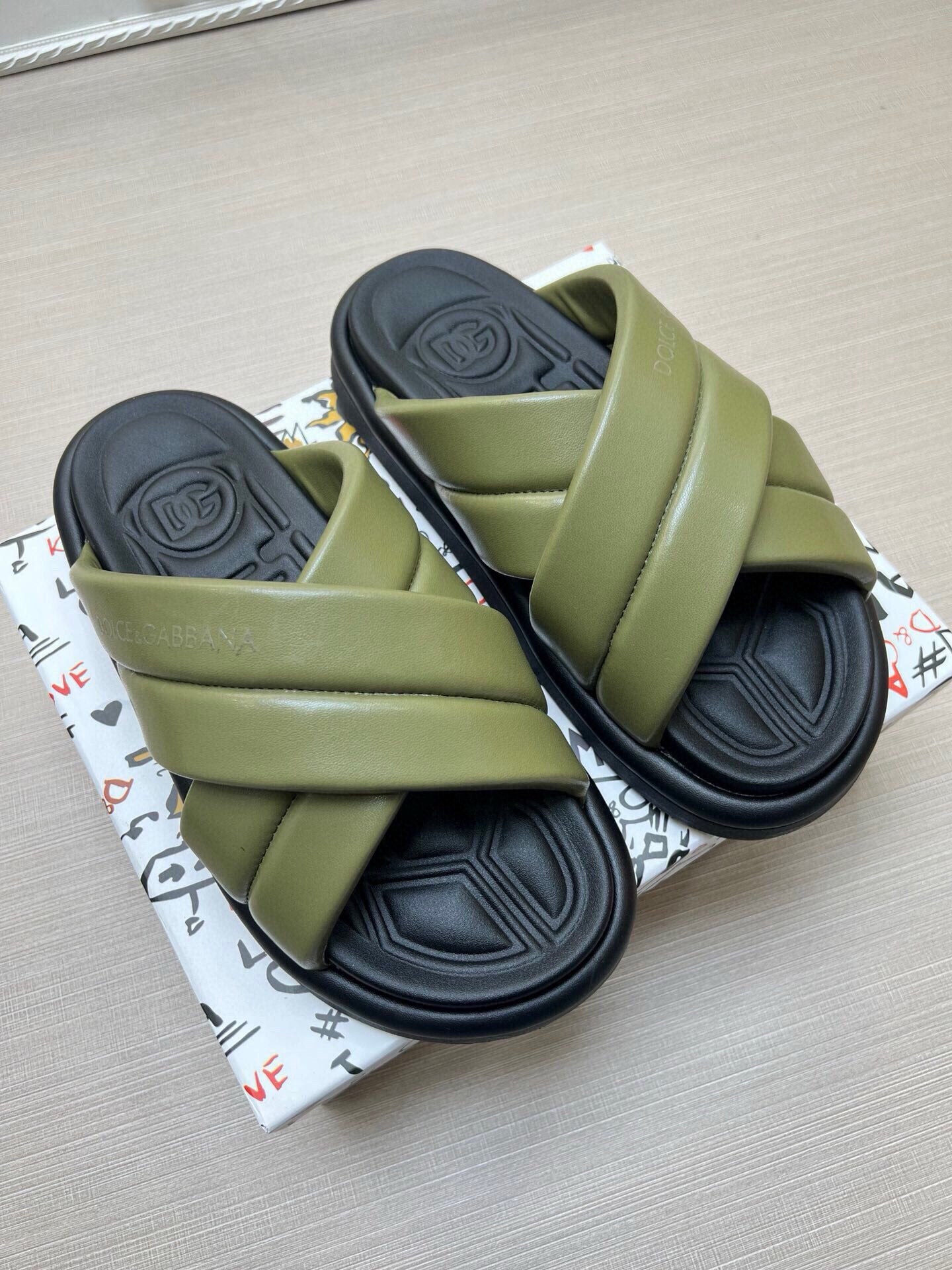 535ZA266Z Popular Slippers