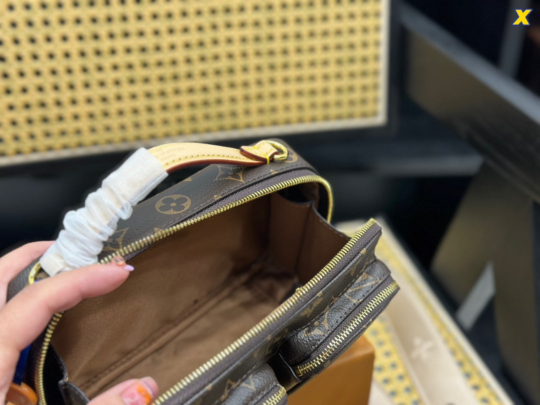 1XE162B Popular  leather bag 