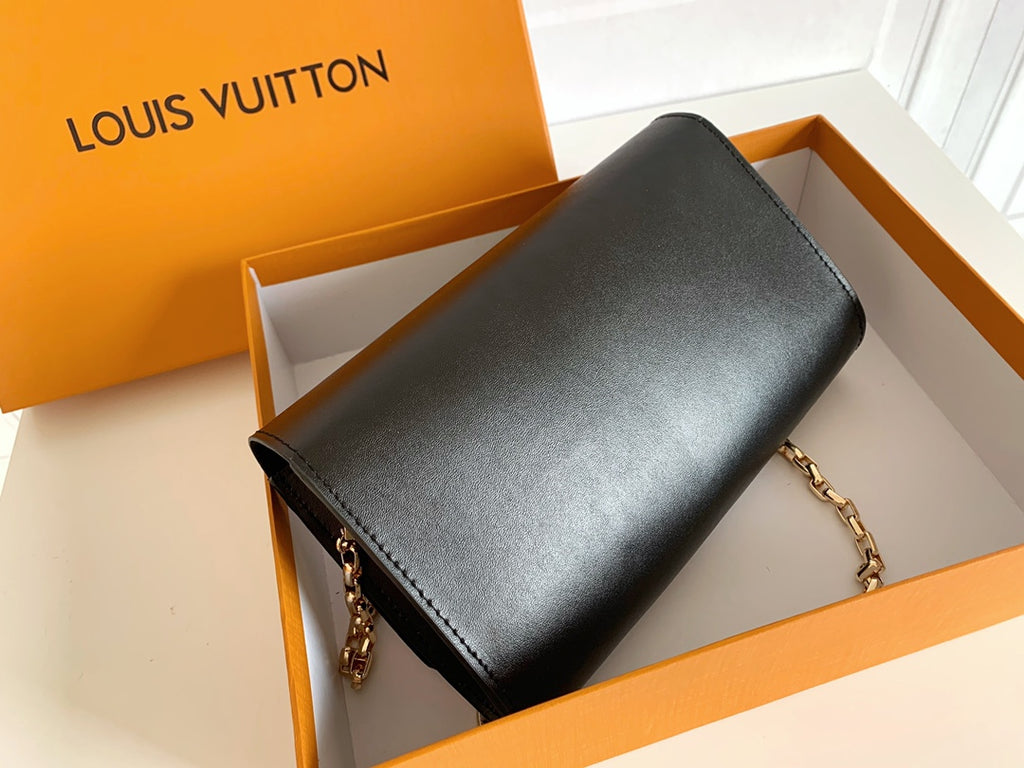 1XE38B Popular  leather wallets
