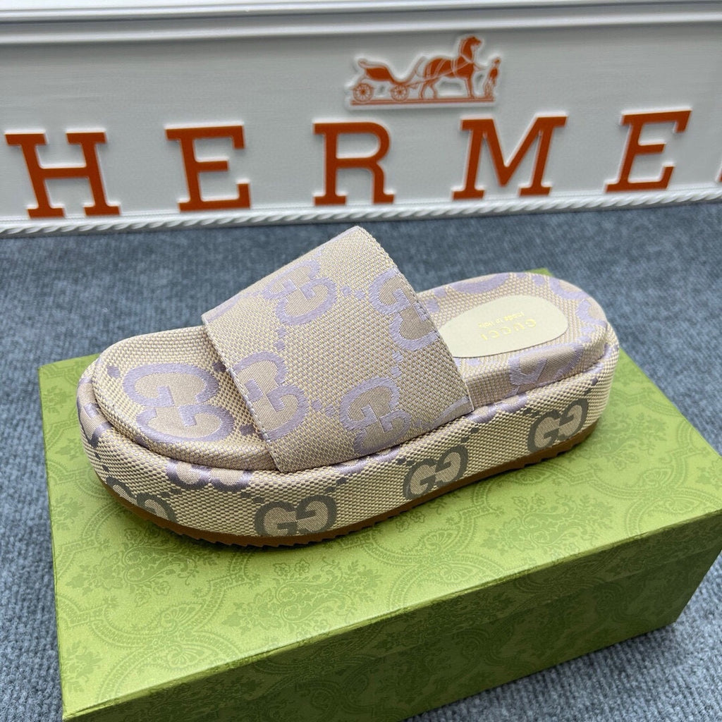 54B122Z Popular slippers  Sole thickness 5.5cm