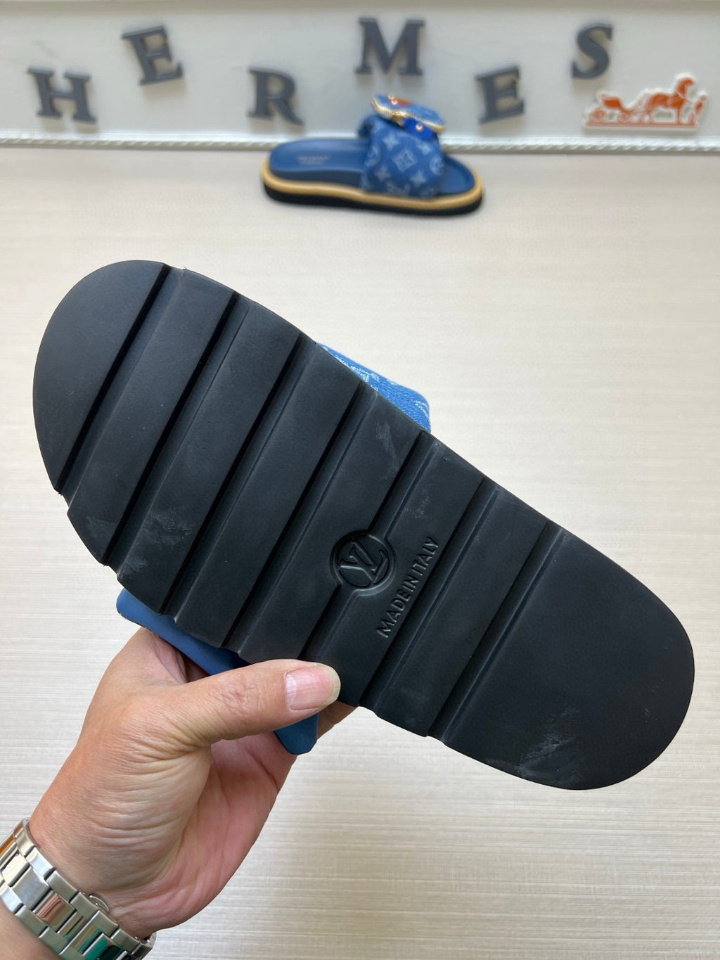 5QE1Z Popular Slippers