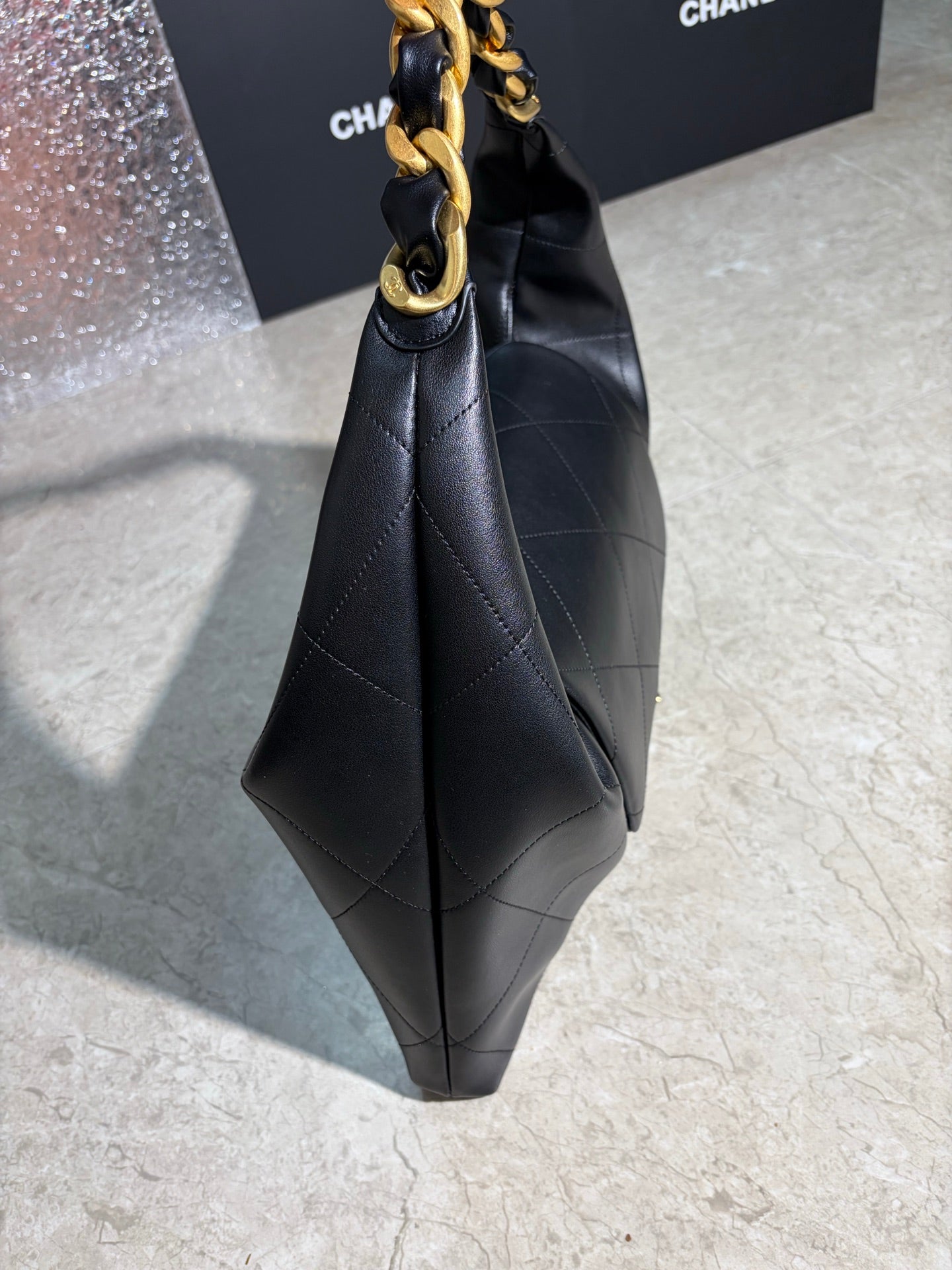 15RC146B Popular leather bag