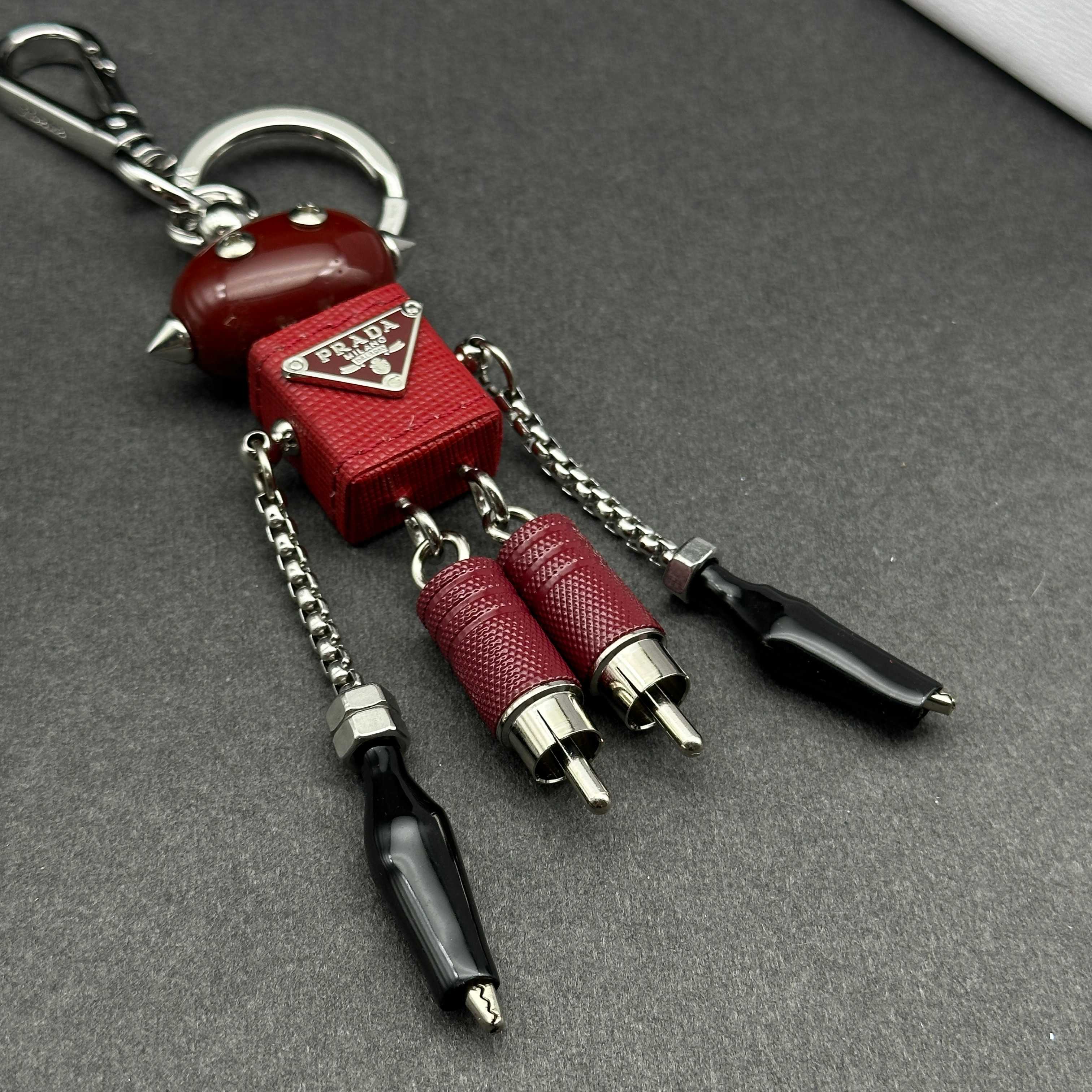 35QP1A Popular bag 's charms accessories
