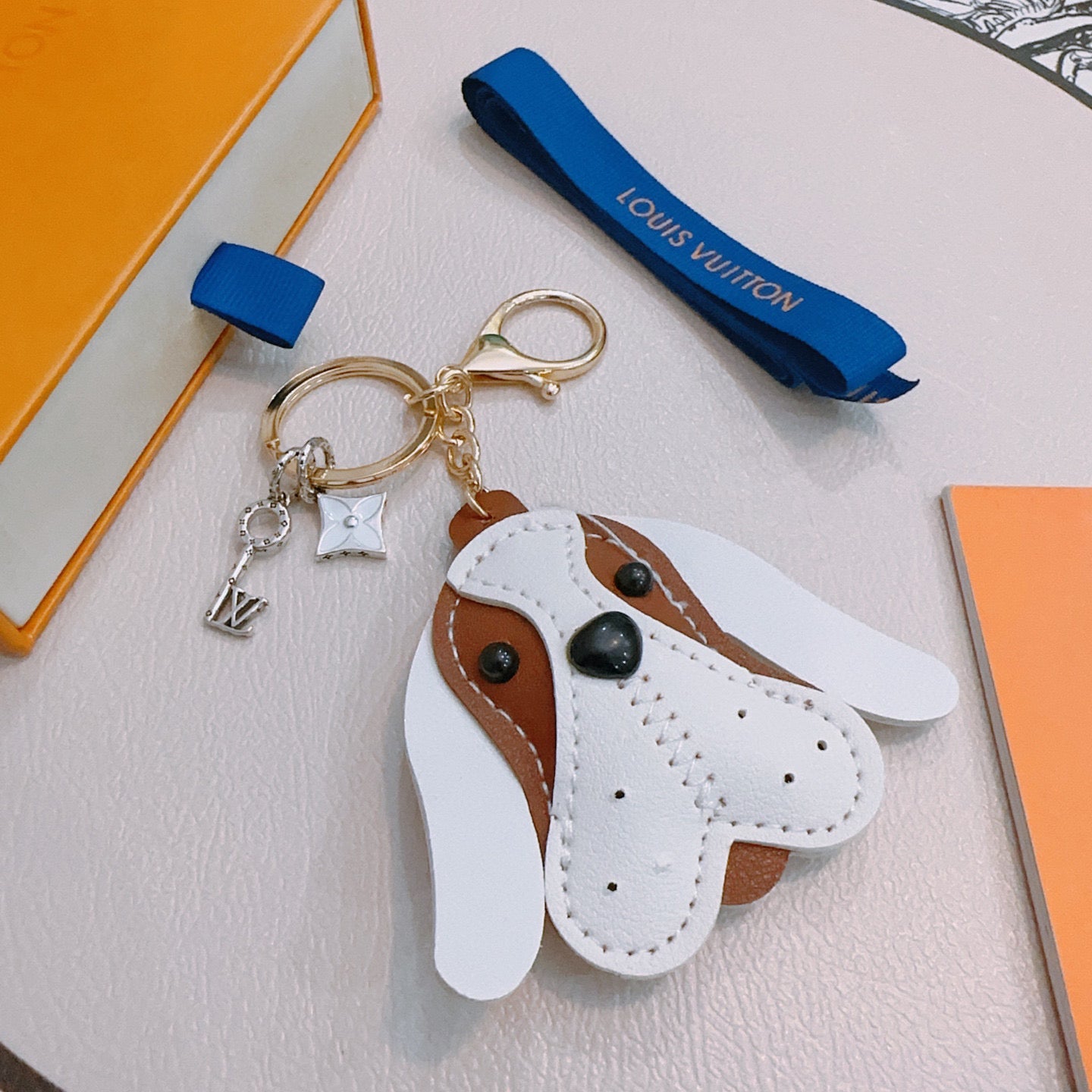 35ZE87A Popular bag 's charms accessories