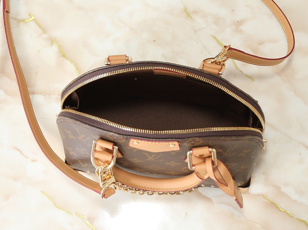 146PE88B Popular leather bag