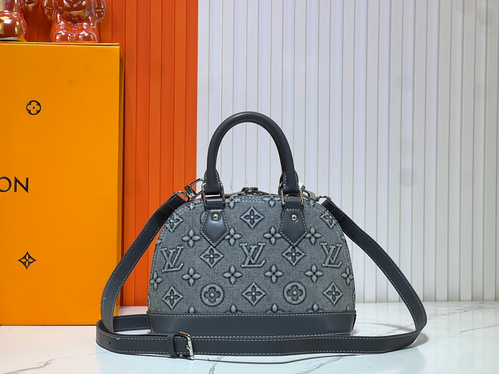 146PE105B Popular denim materials bag