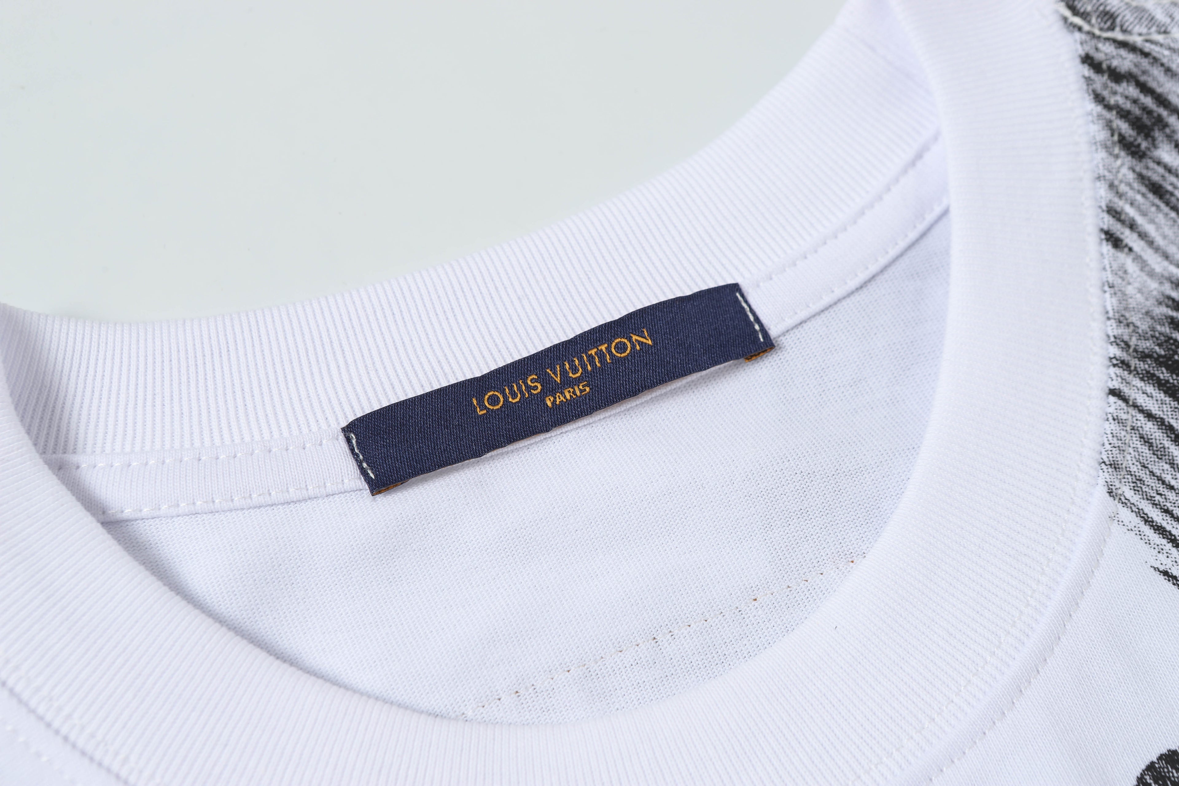 145RE164U Popular T-shirt