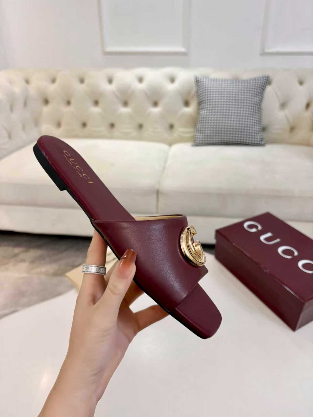 Z2P36B44 Popular high-quality leather Shoes