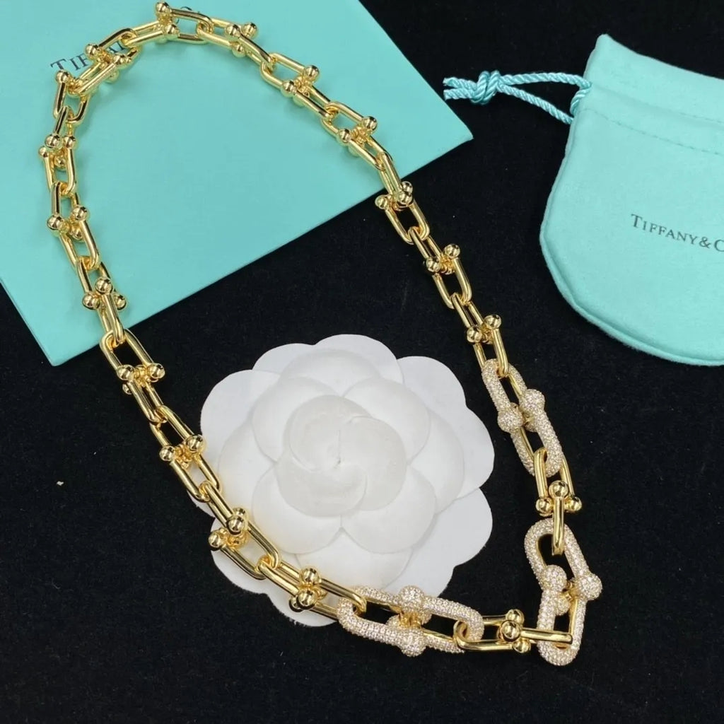8XT32X  Popular   Earring Bracelets Necklaces
