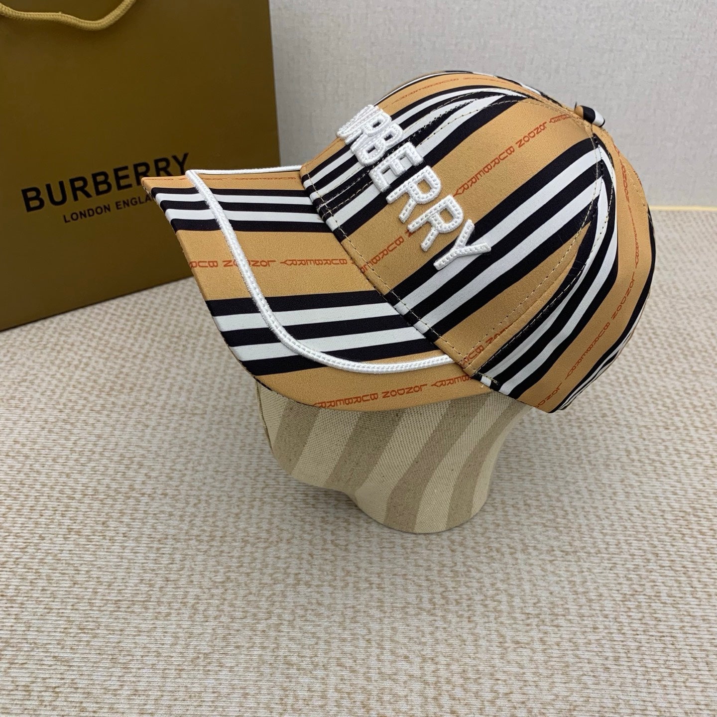 145QR12M Popular hats