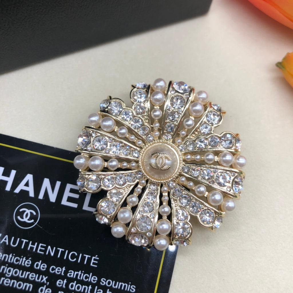 14C854X   Popular Brooch