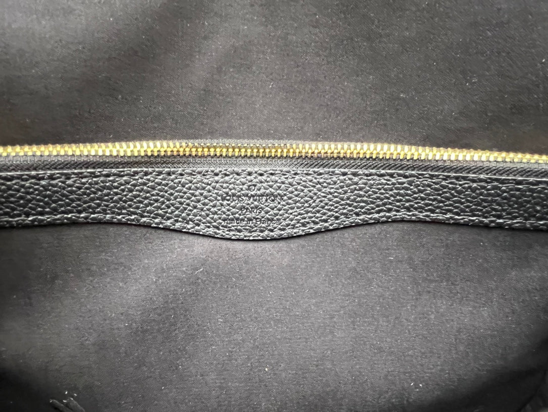 2XE028B Popular leather bag 
