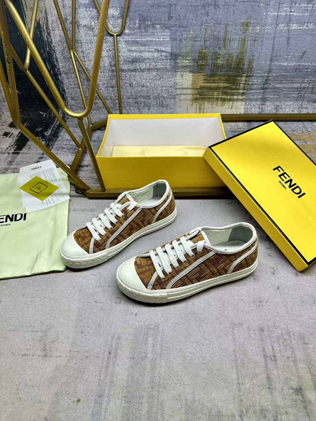 2105QF186Z Popular high-quality  shoes