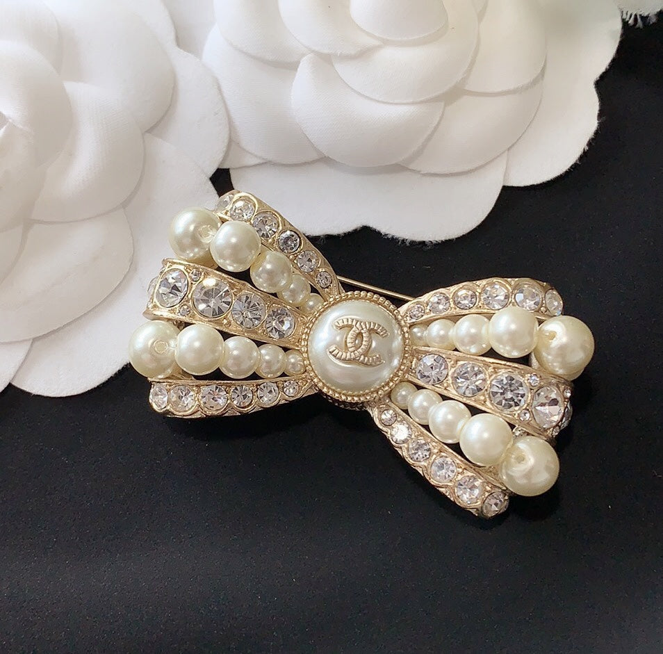 14C228X  Popular Brooch