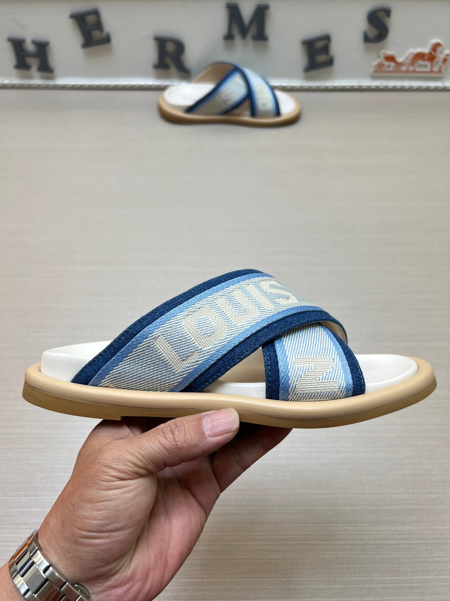 535ZE274Z Popular Slippers