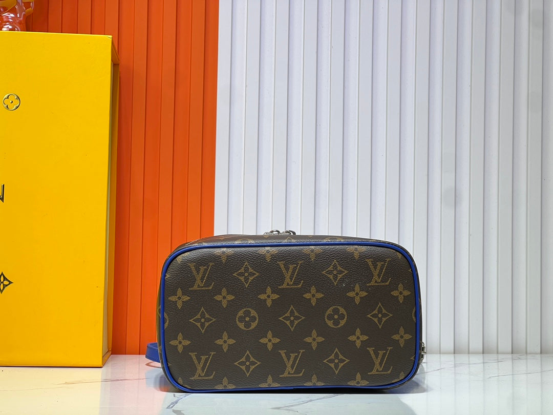 15XE10B Popular  leather bag