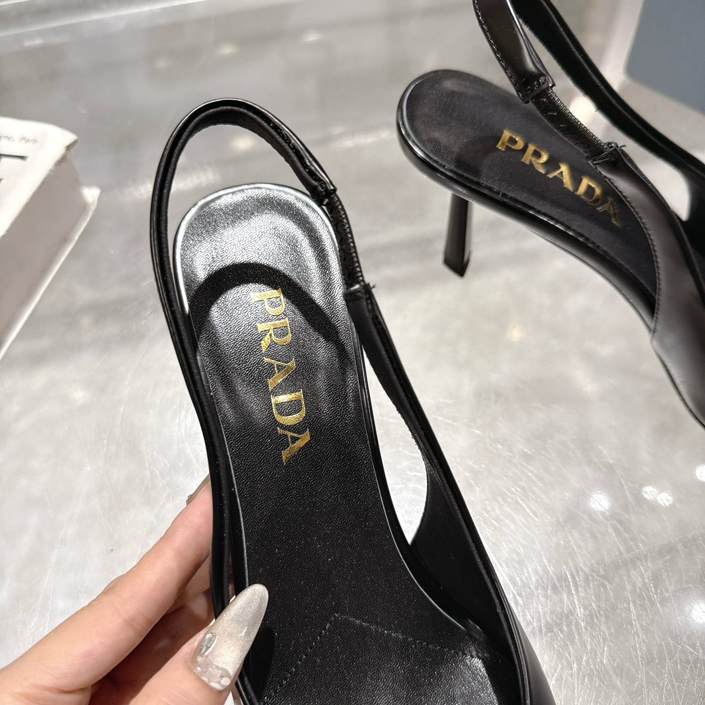 255QP41Z Popular  leather High heels