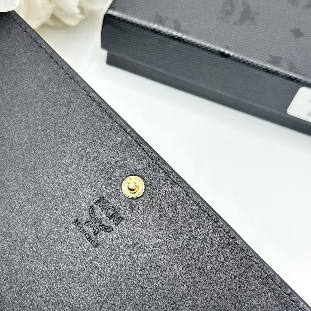 136NM14B Popular leather  Wallets