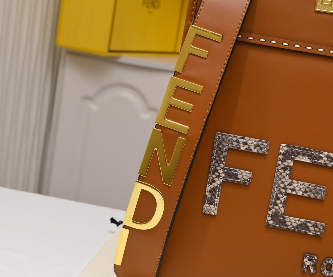 136PF104B Popular leather bag