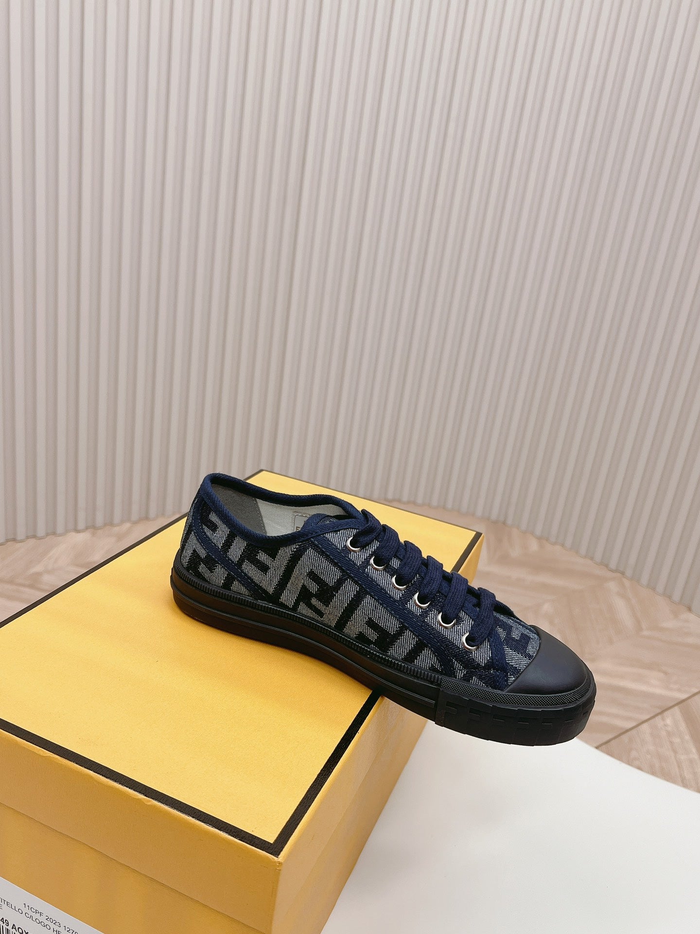 2105QF423Z Popular high-quality Shoes