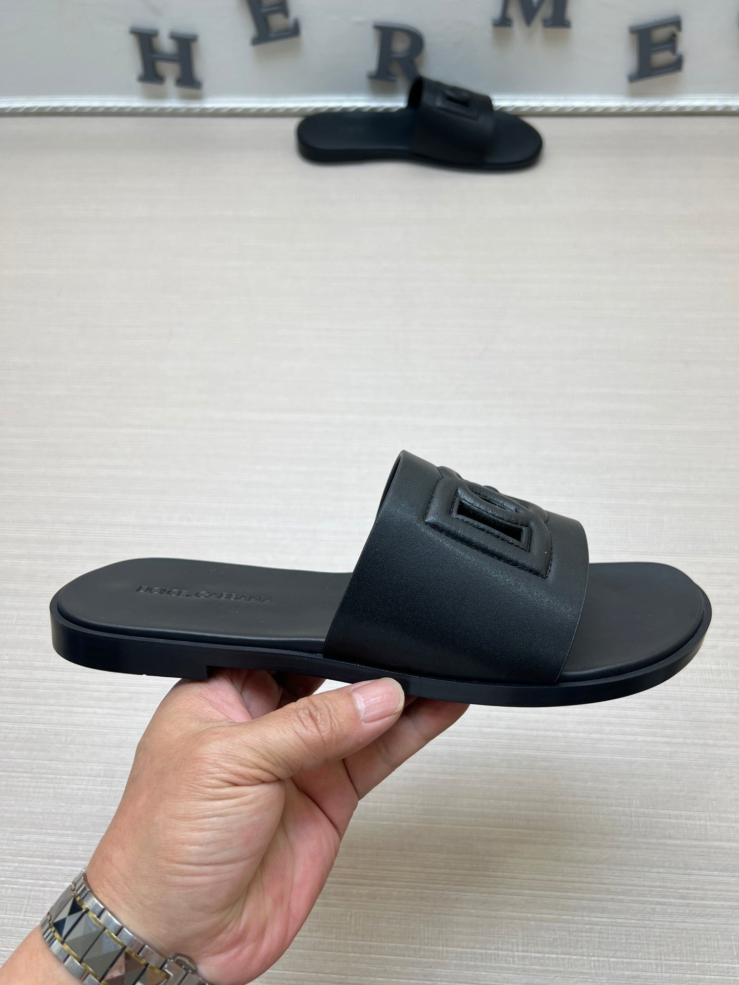 54A63Z Popular slippers