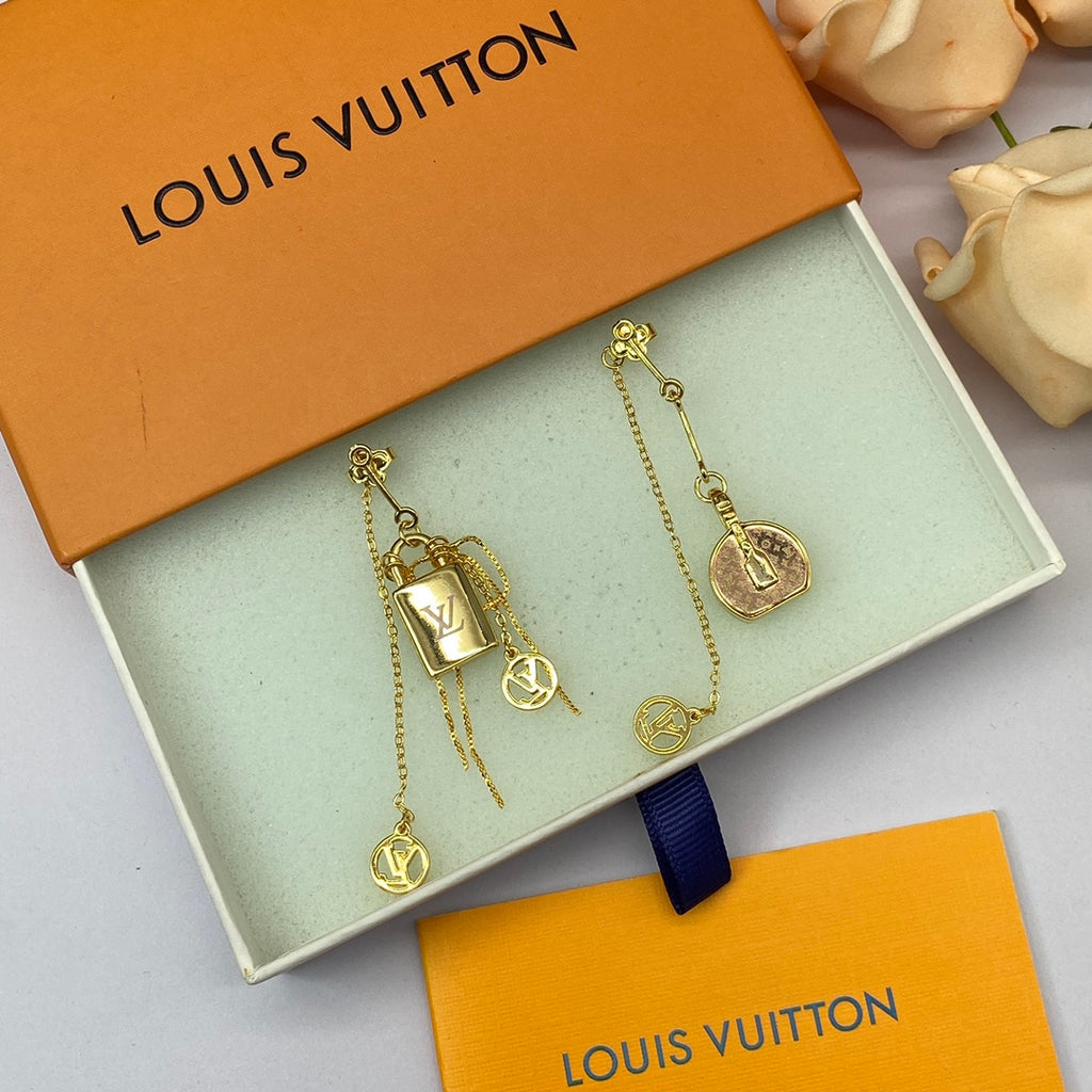 15ZE77E Popular Earrings