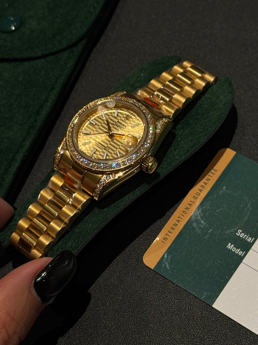 136RL15L Popular Watches