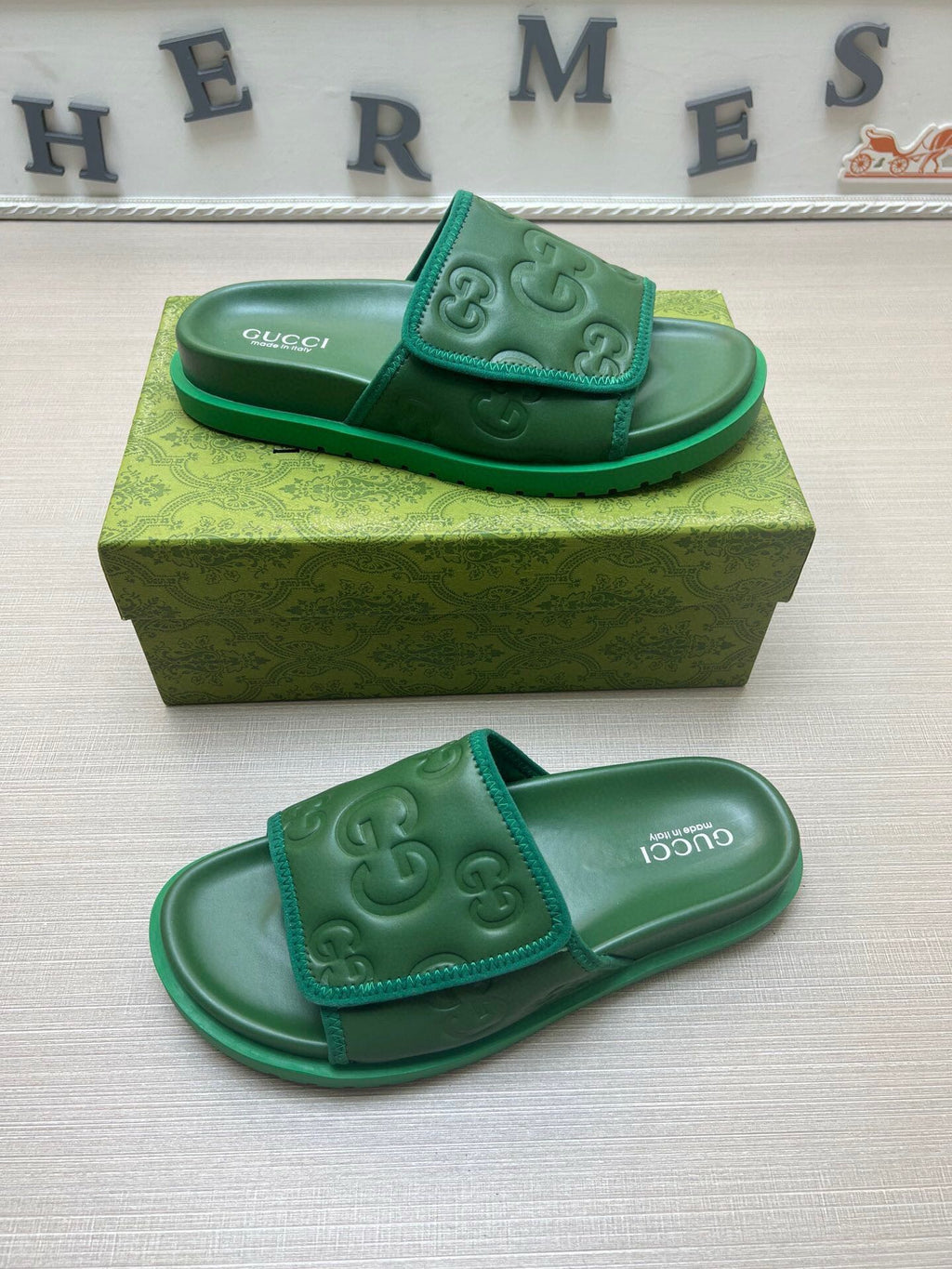 5LB230Z Popular Slippers
