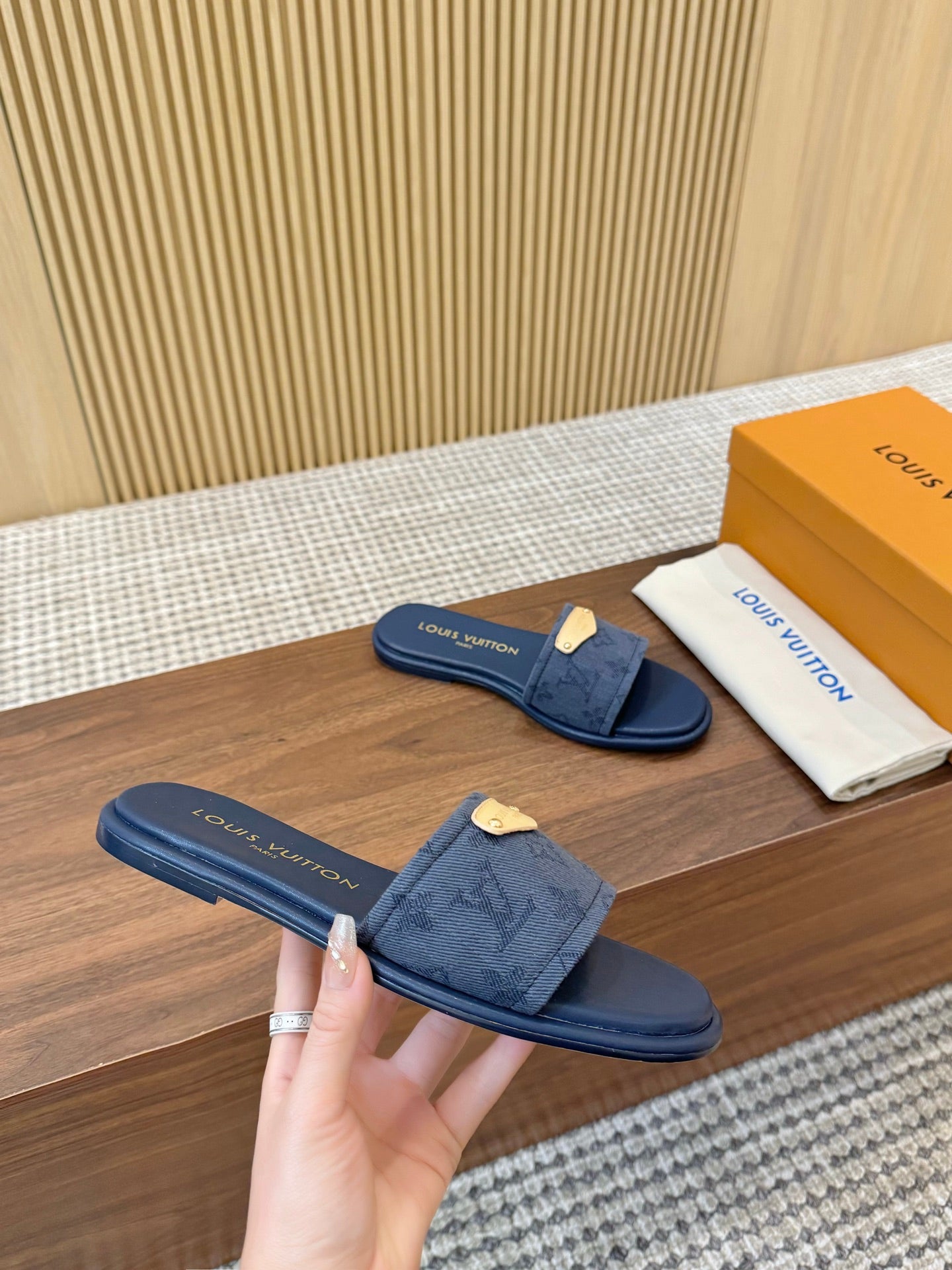245RE3Z Popular high-quality shoes