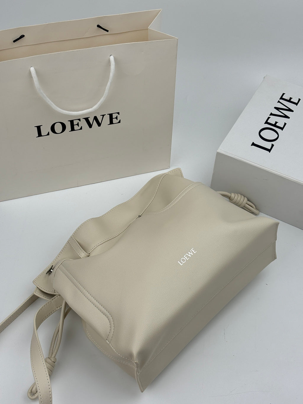136PA47B Popular leather bag