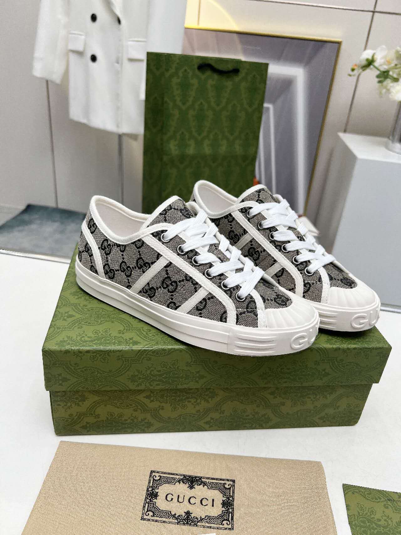 2105QB238Z Popular high-quality  Shoes