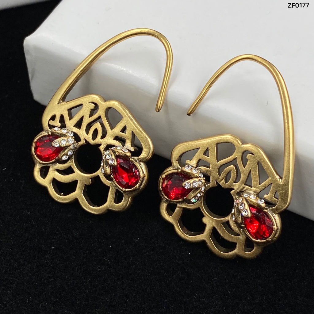 14MQ833K Popular Earrings