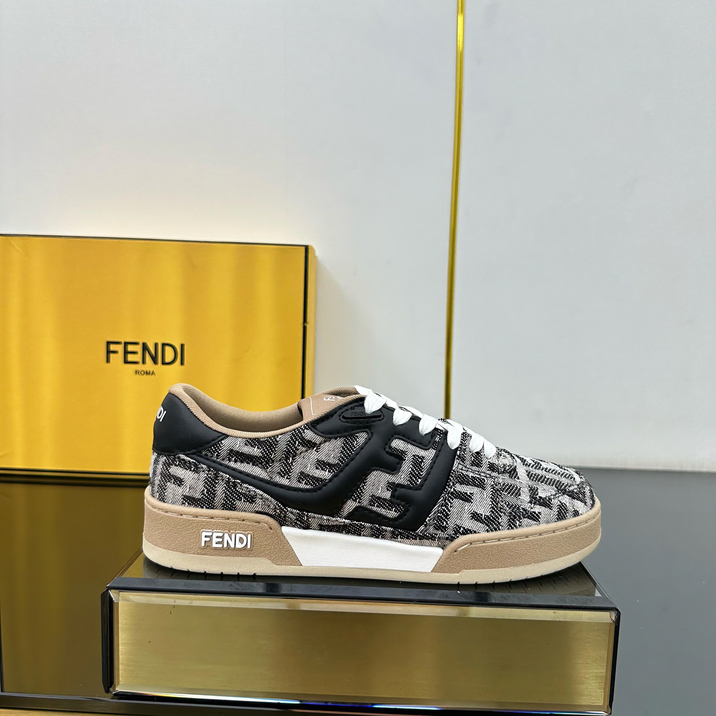 2105QF420Z Popular high-quality Shoes