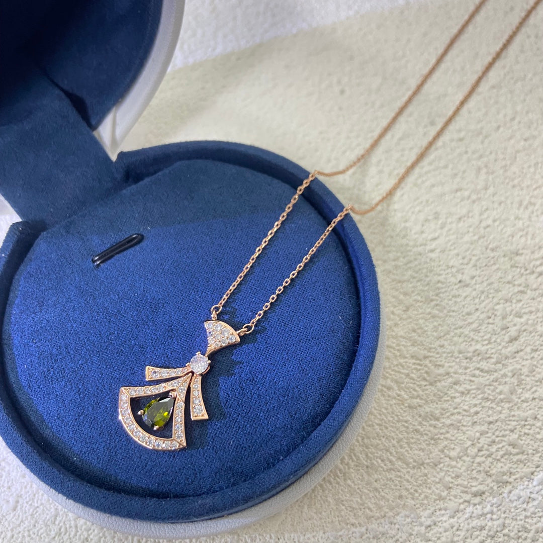 55QS415X Popular Necklaces