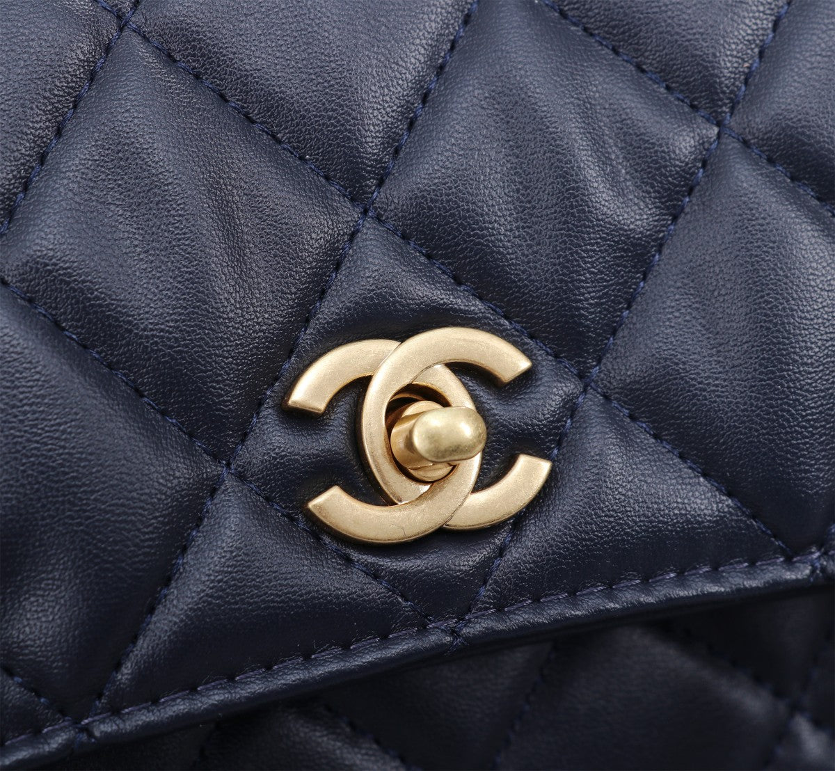 2XB472B Popular   leather bag