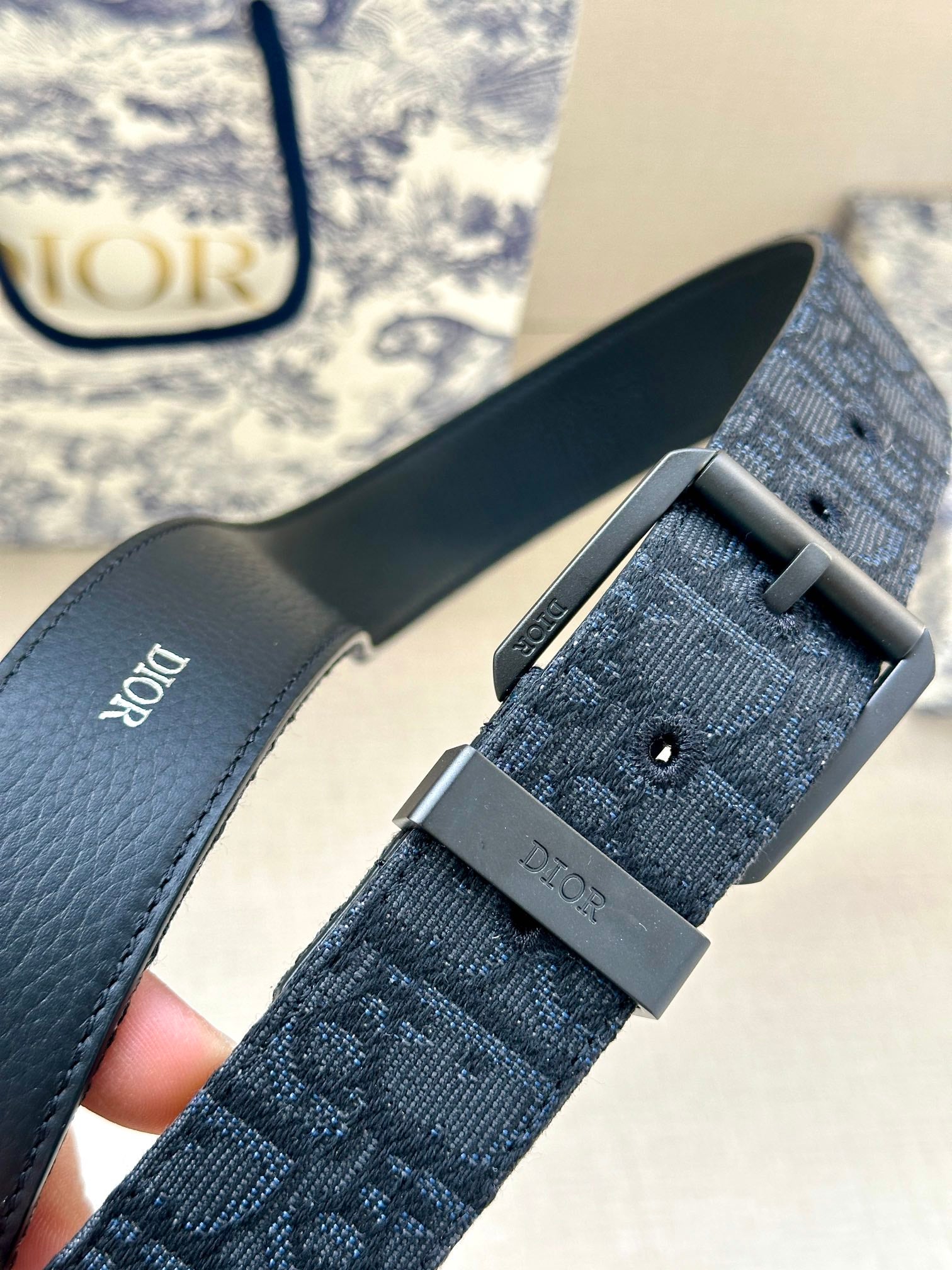 1115QD25P Popular High quality belt With full package