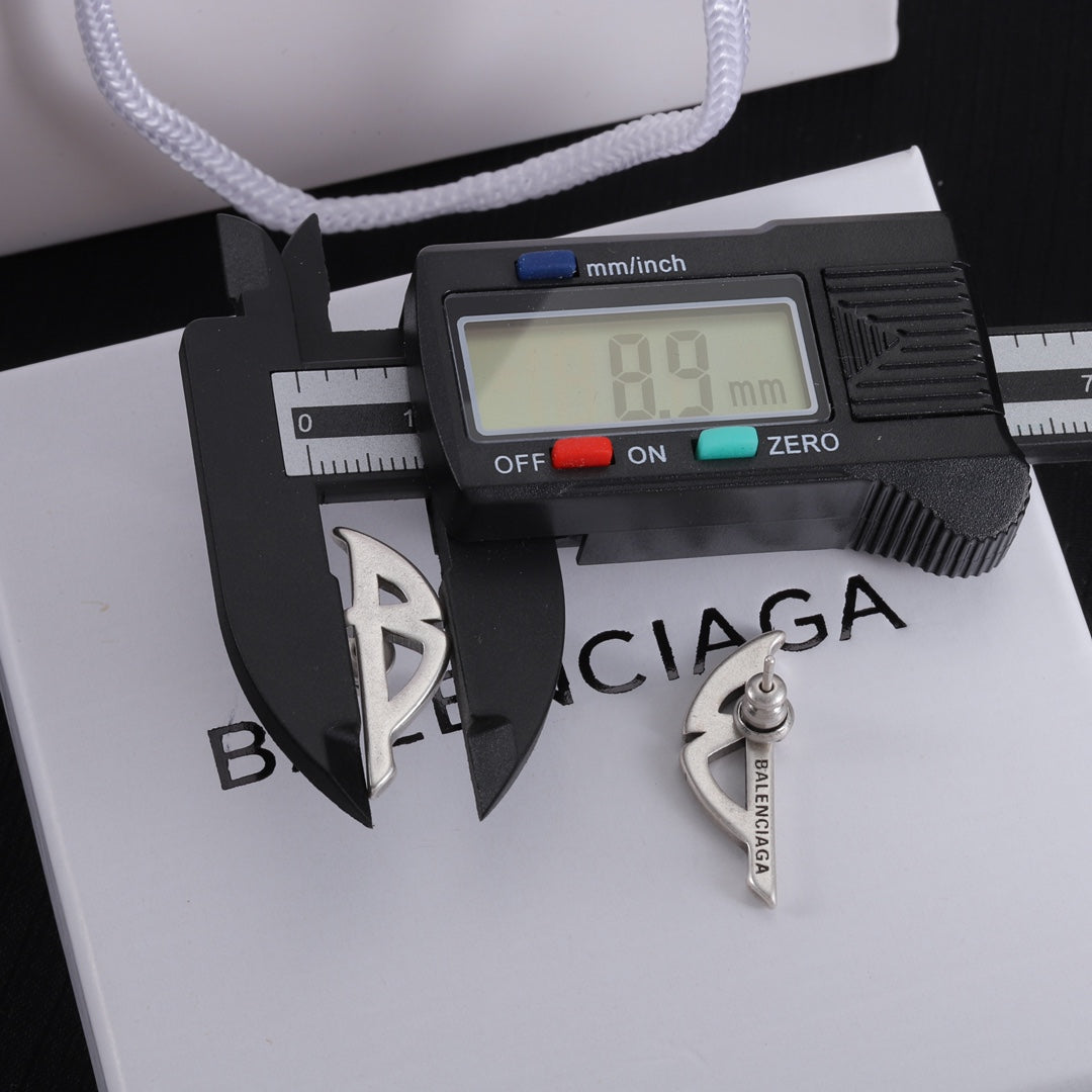 14J329E Popular  Earrings