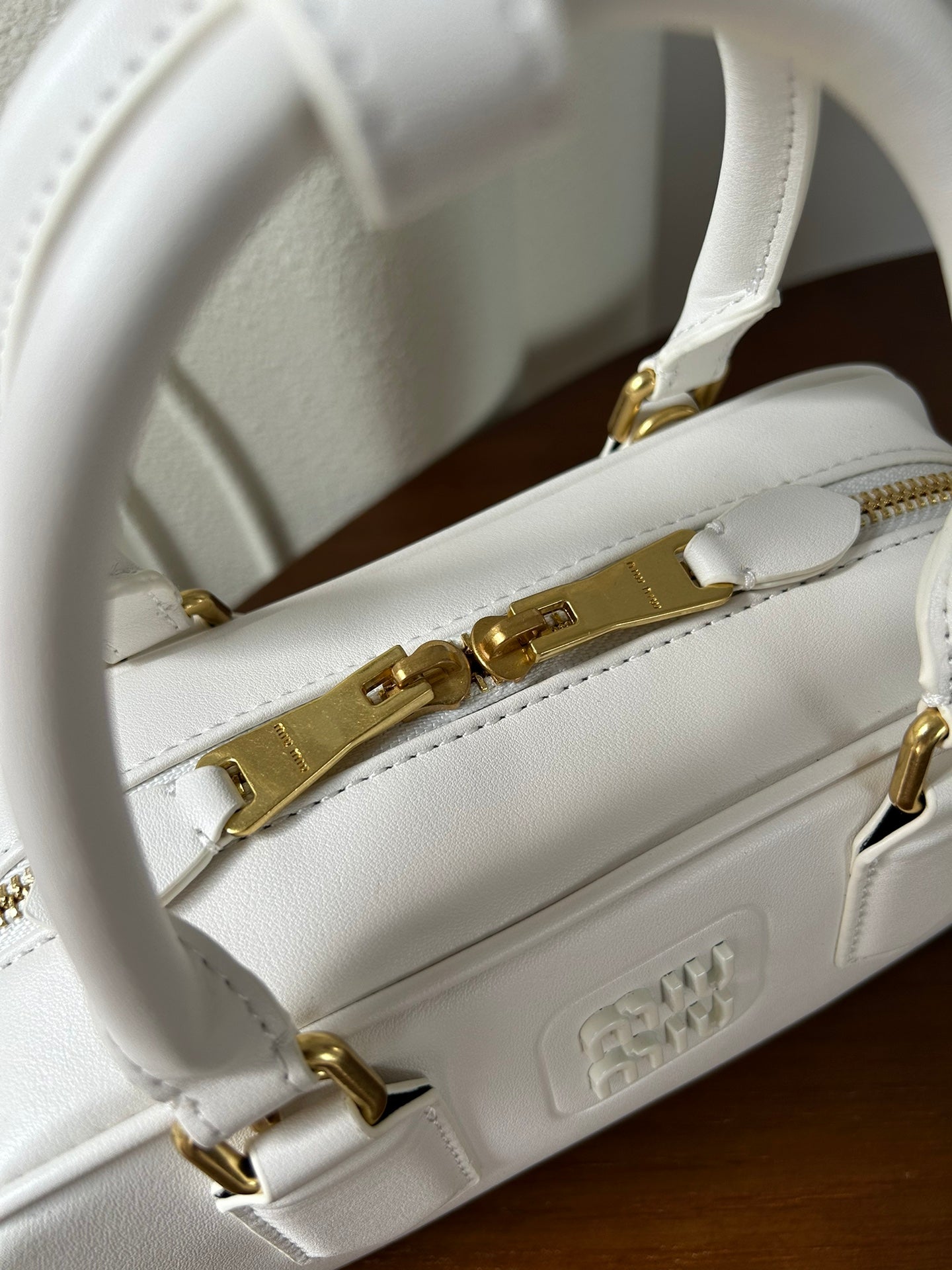 B1P46A155 Popular leather bags