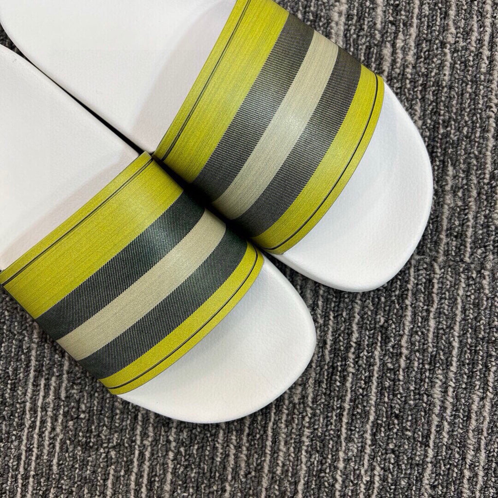 535ZR261Z Popular Slippers