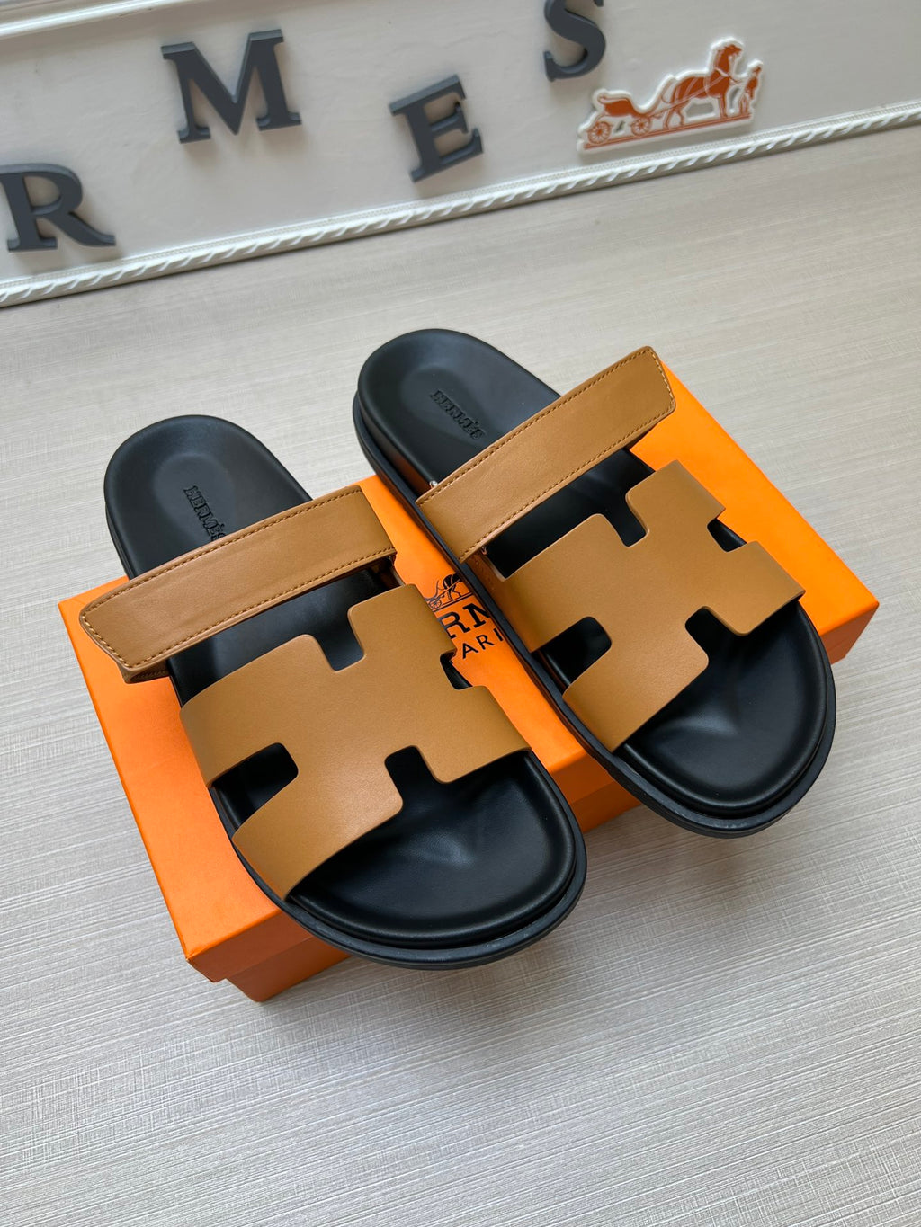54H1Z Popular slippers